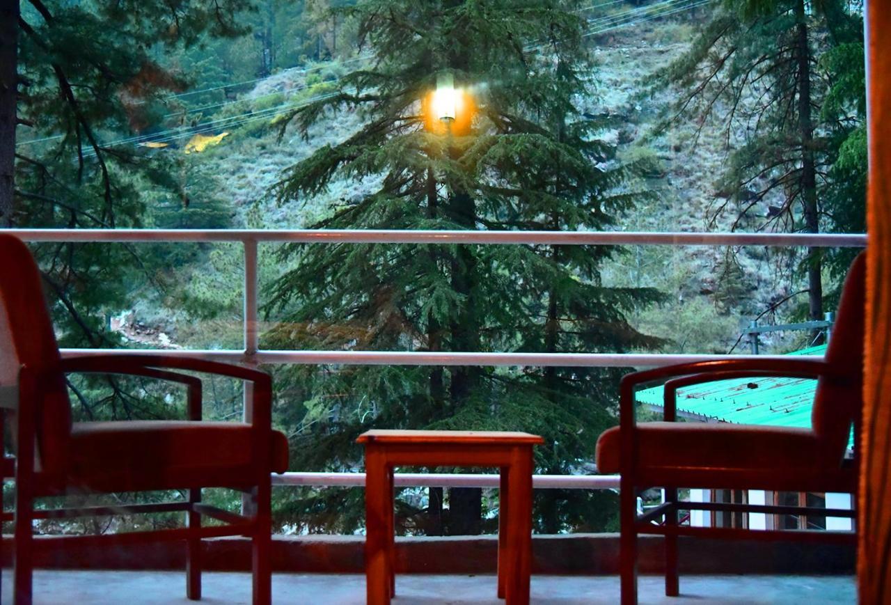 The Alpine Guest House Kasol Eksteriør billede
