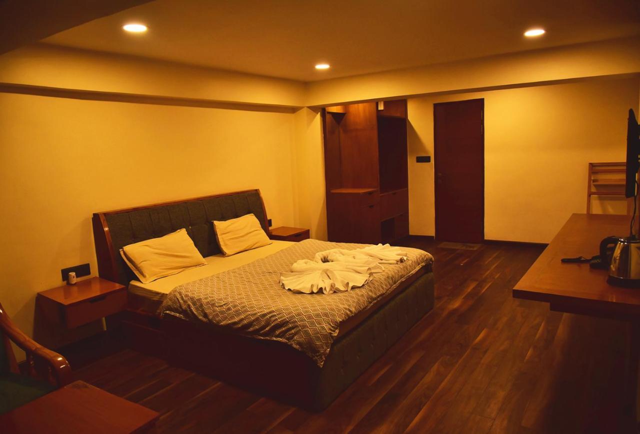 The Alpine Guest House Kasol Eksteriør billede
