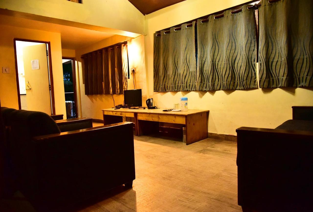 The Alpine Guest House Kasol Eksteriør billede