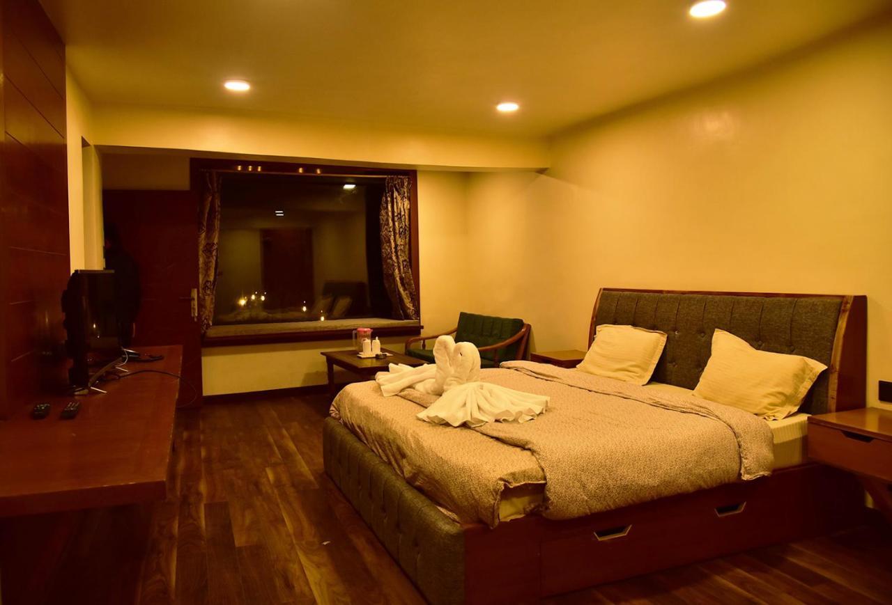 The Alpine Guest House Kasol Eksteriør billede