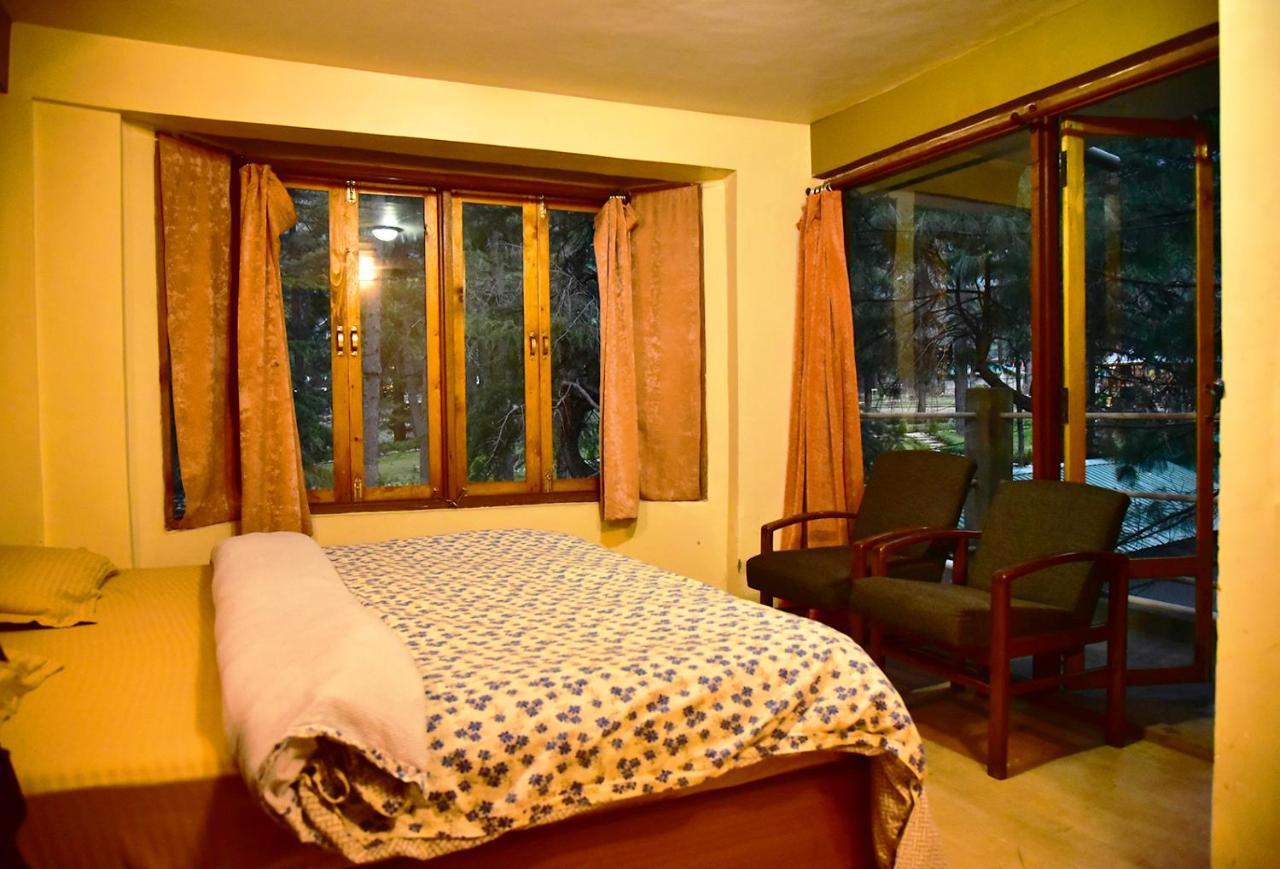 The Alpine Guest House Kasol Eksteriør billede